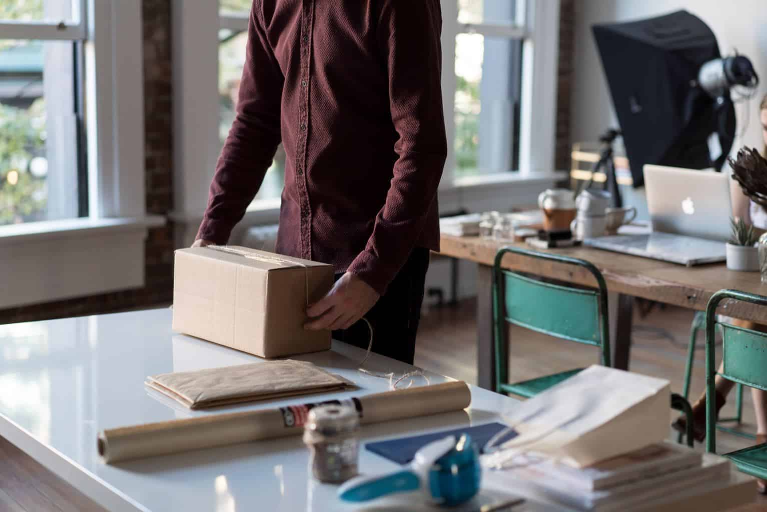 4 Shipping Options for Your Ecommerce Business